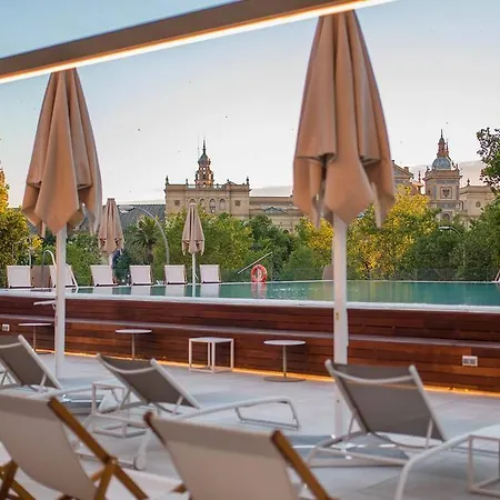 The Level At Melia Севилья
