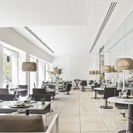 The Level At Melia Отель