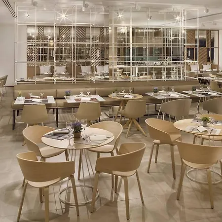 Отель The Level At Melia