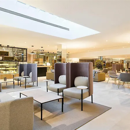 Hotell The Level At Melia