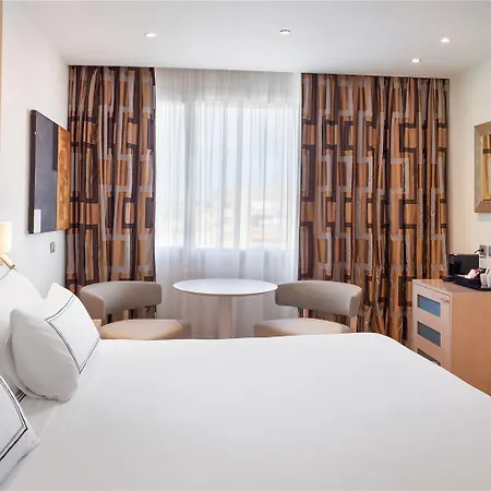 The Level At Melia Szálloda Sevilla