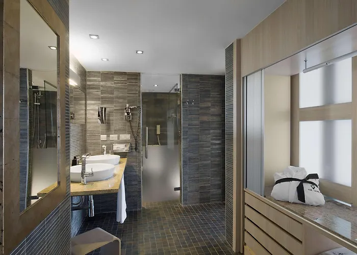 The Level At Melia 호텔 4*