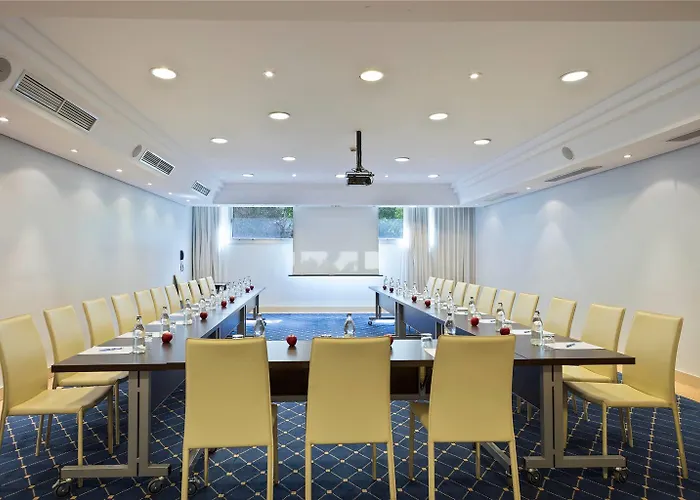 The Level At Melia 호텔 4*
